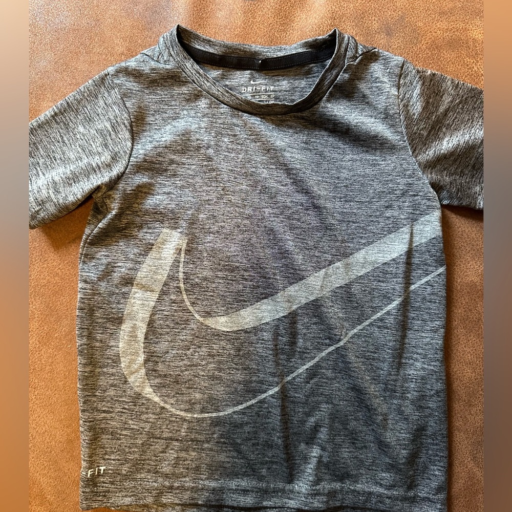 Kids Nike Tshirt